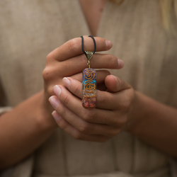 7 Chakras orgonite necklace